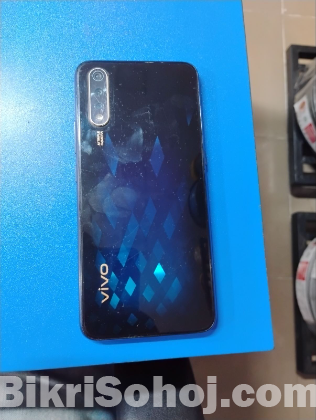 Vivo S1